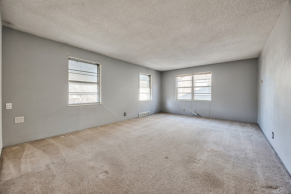 7625BaltimoreAve-25