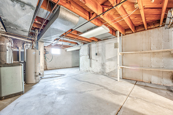 7625BaltimoreAve-23