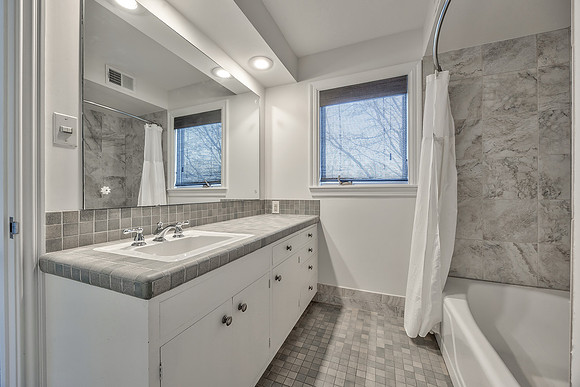 6717WillowLN-4