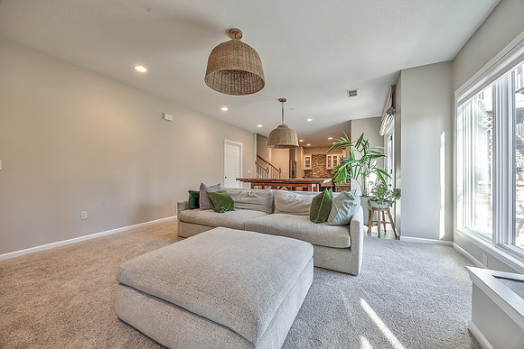 14236NiemanRd-40