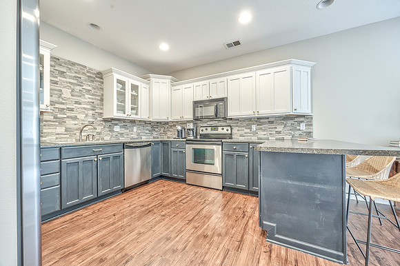 14236NiemanRd-42