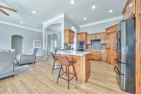 10219ThedenCir-11