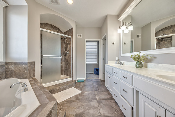10219ThedenCir-18