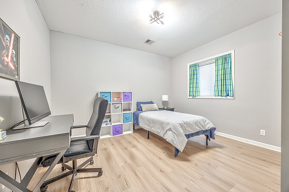 10219ThedenCir-30