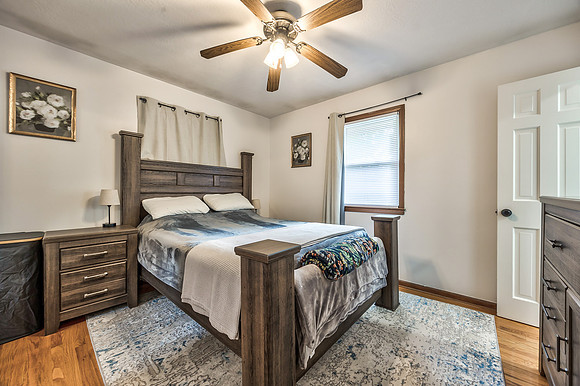 4328SBrentwoodSt-17