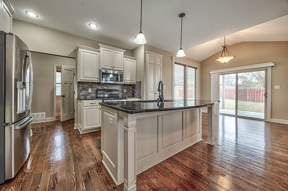 898ClearviewDr-12