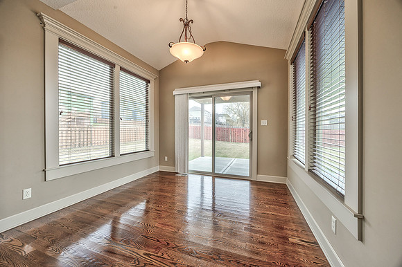 898ClearviewDr-9
