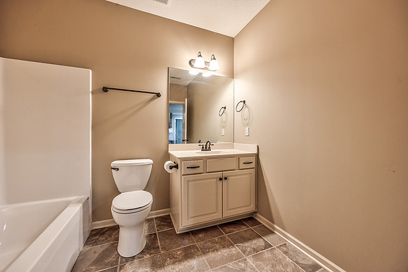 898ClearviewDr-16