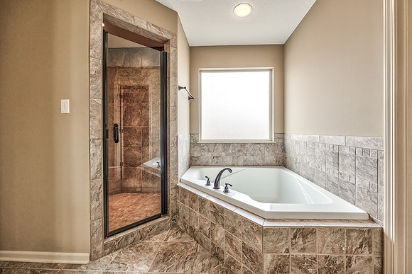 898ClearviewDr-28