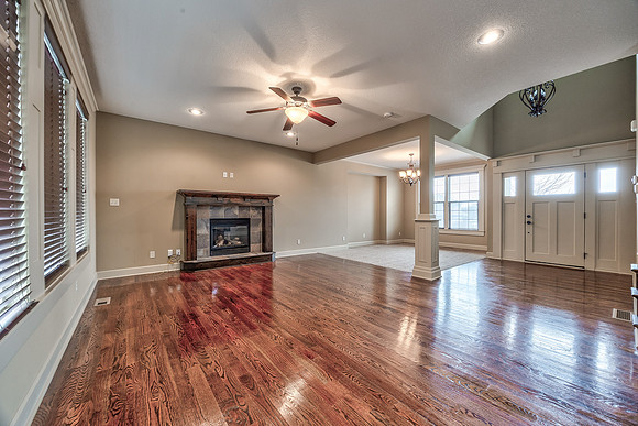 898ClearviewDr-34