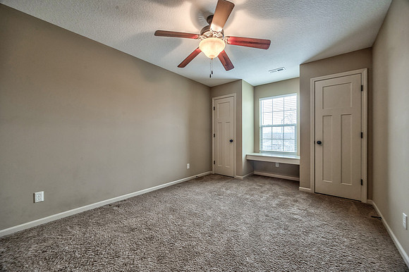 898ClearviewDr-32