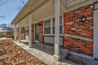 16403EEllisonWay-5