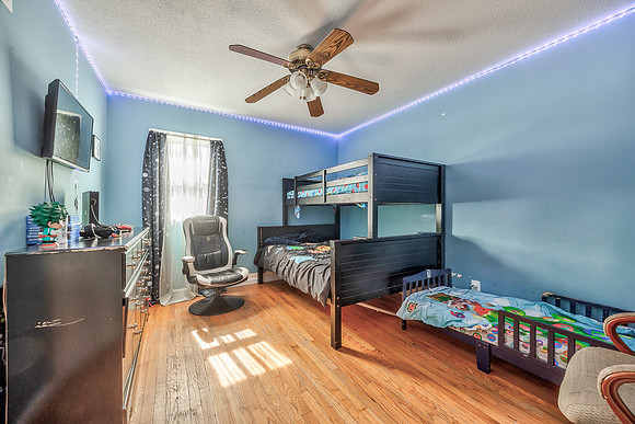 16403EEllisonWay-15