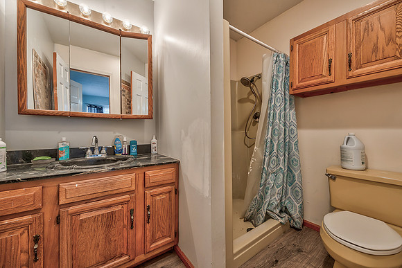 16403EEllisonWay-28