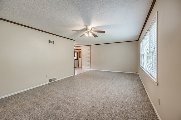 7530Eaton-9