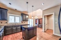 12452LindenST-11