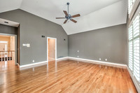 12452LindenST-18