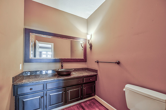 12452LindenST-16