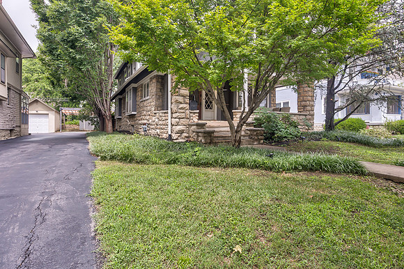 5122GrandAve-1