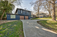 8940NallAve-3