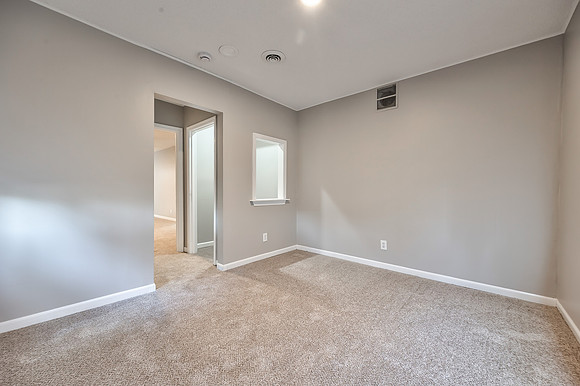8940NallAve-33