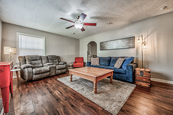 8425Boone-1