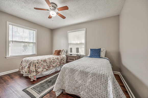 8425Boone-6
