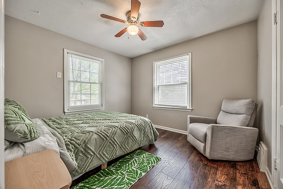8425Boone-8