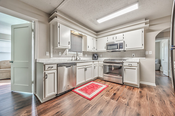 8425Boone-17