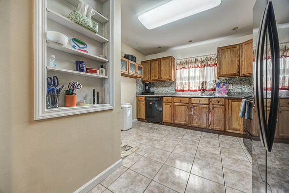 3604NChelseaAve-16