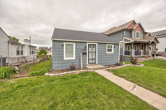 2532WPaseoBlvd-3