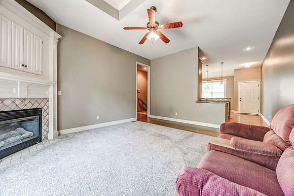15821W62ST-15