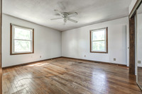 8266TauromeeAve-15