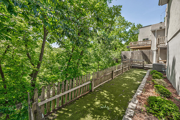 10781OakmontST-5