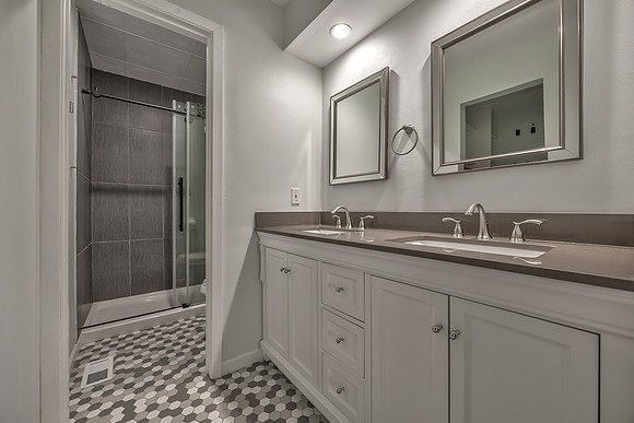 10781OakmontST-21