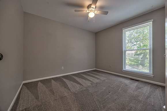 10781OakmontST-18