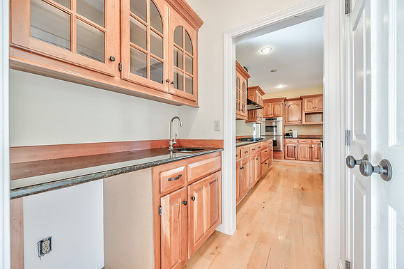 17620MillwoodRD-26