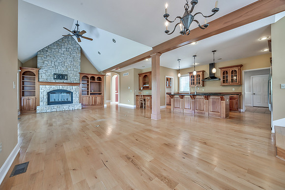 17620MillwoodRD-32