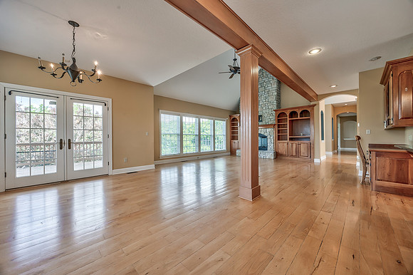 17620MillwoodRD-31