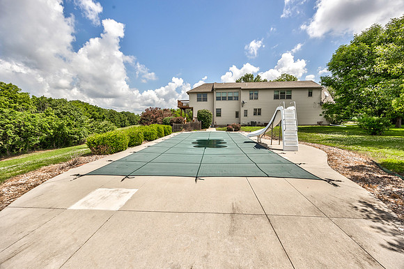 17620MillwoodRD-63