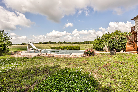 17620MillwoodRD-64