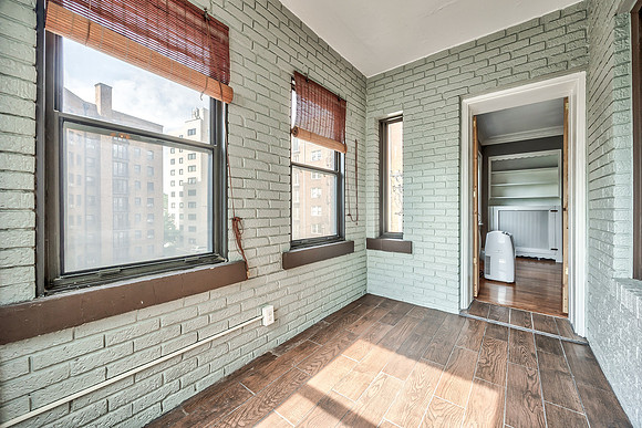807W48ST-18
