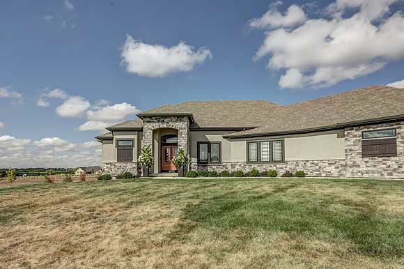 10416StonehausDr-3