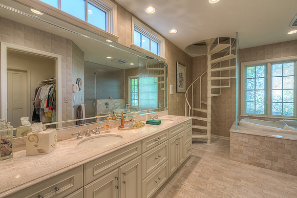 1215W63ST-61