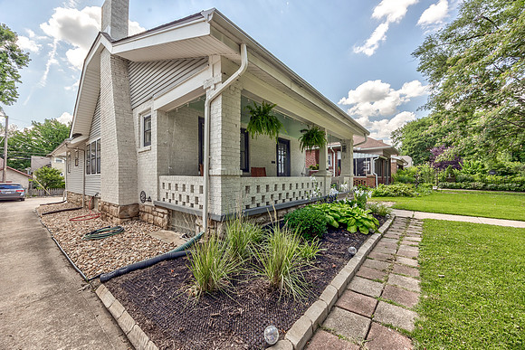 6135CharlotteEXT-17