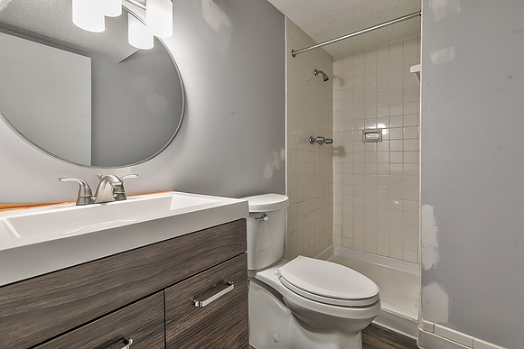 7400E133ST-4