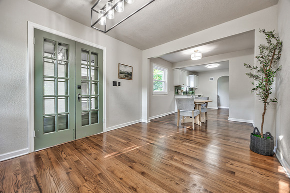 5200MiamiAve-25