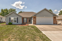 702SWHillsideCT-2