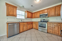 702SWHillsideCT-11