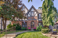 417 W 70 ST